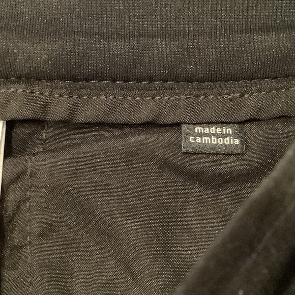 Cabi 5866 Black Pants Size 6 Banded Waist Cropped Trousers Minimalist - Picture 14 of 16